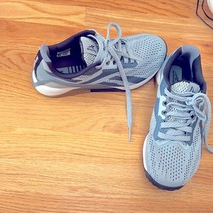 Like new. Only worn once.